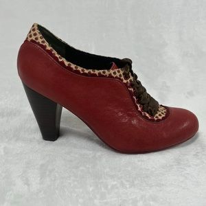 Poetic License Retro Lace Up Heels Red Sz 9.5